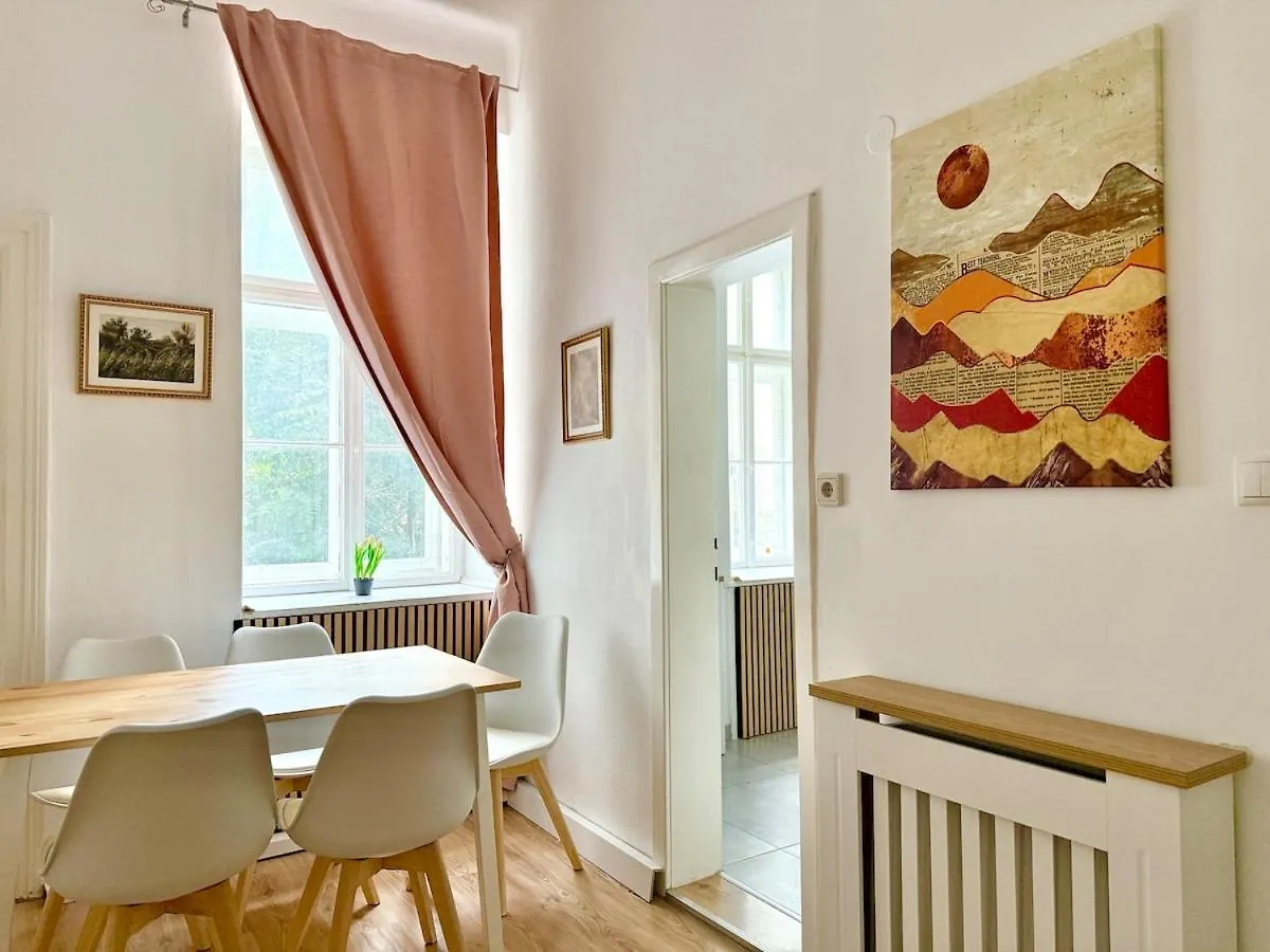 80 M2 Stylish & Calm Apartment With Free Parking Vienna